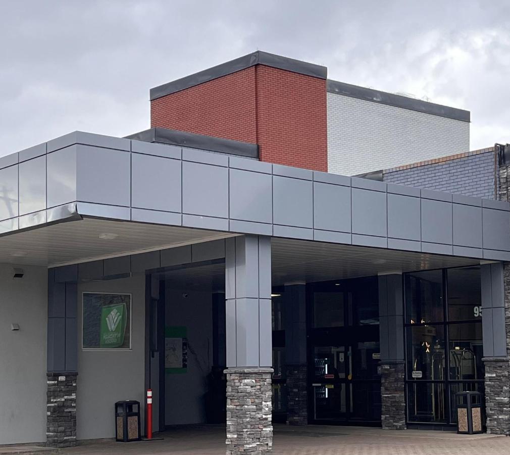 Wyndham Garden Medicine Hat Conference Center Exterior photo